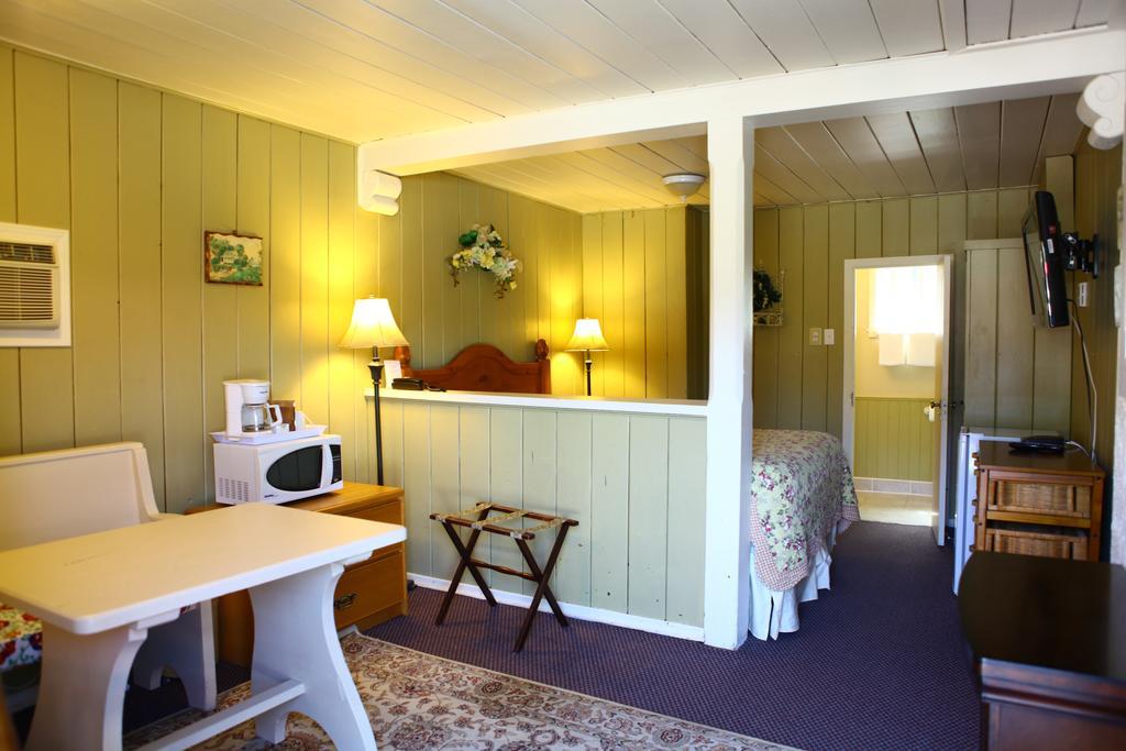 Swiss Chalets Motel Hope Ngoại thất bức ảnh