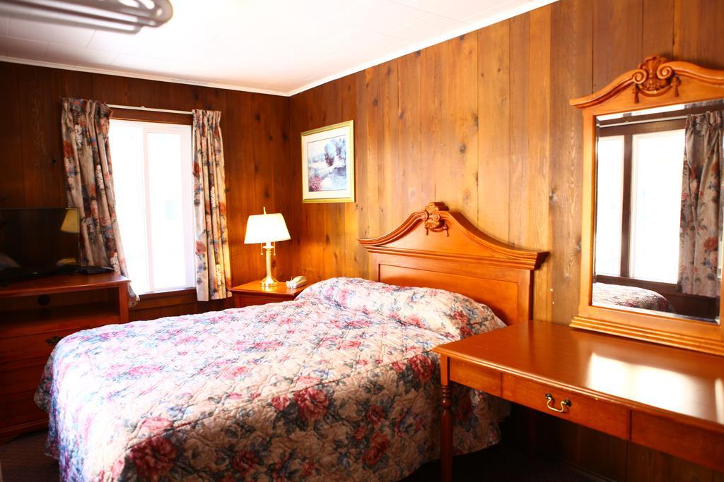 Swiss Chalets Motel Hope Ngoại thất bức ảnh