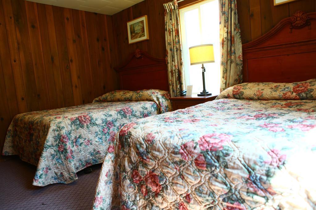 Swiss Chalets Motel Hope Ngoại thất bức ảnh